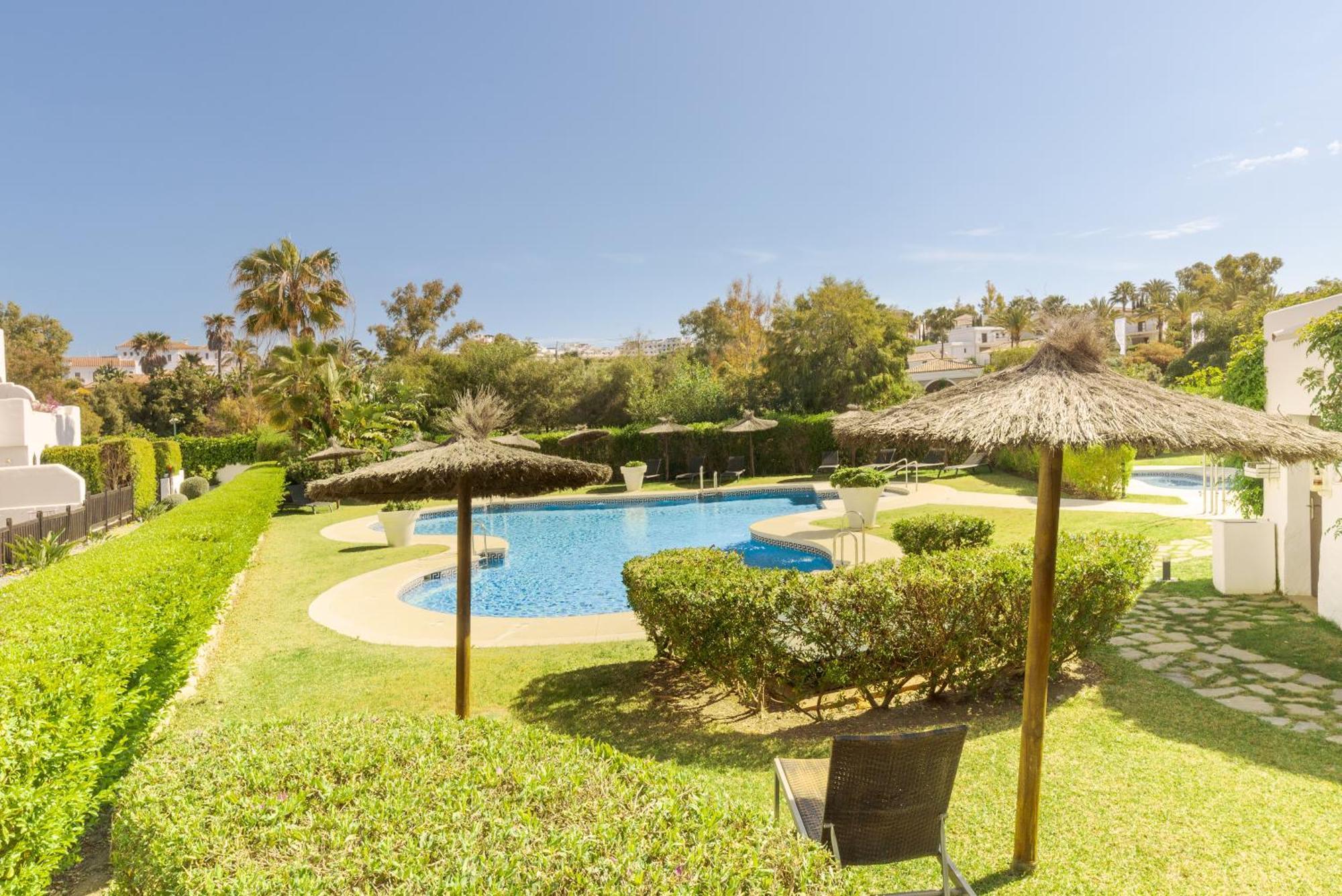 Full Apartment With Private Pool Estepona Ngoại thất bức ảnh